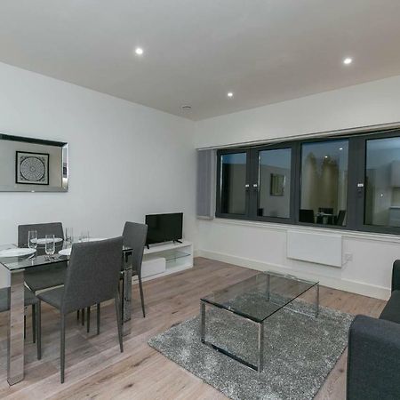 Deluxe Apartments By Heathrow Harmondsworth Exteriör bild