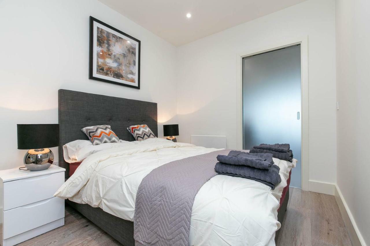 Deluxe Apartments By Heathrow Harmondsworth Exteriör bild