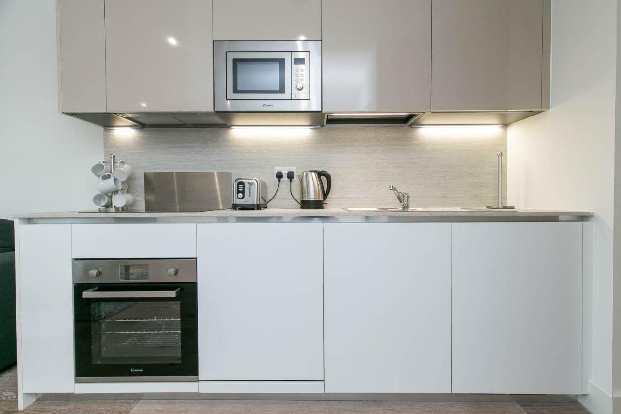 Deluxe Apartments By Heathrow Harmondsworth Exteriör bild