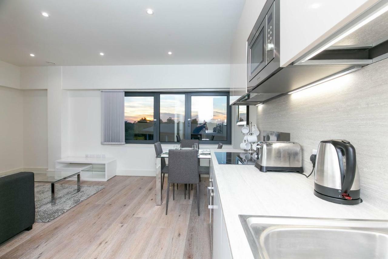 Deluxe Apartments By Heathrow Harmondsworth Exteriör bild