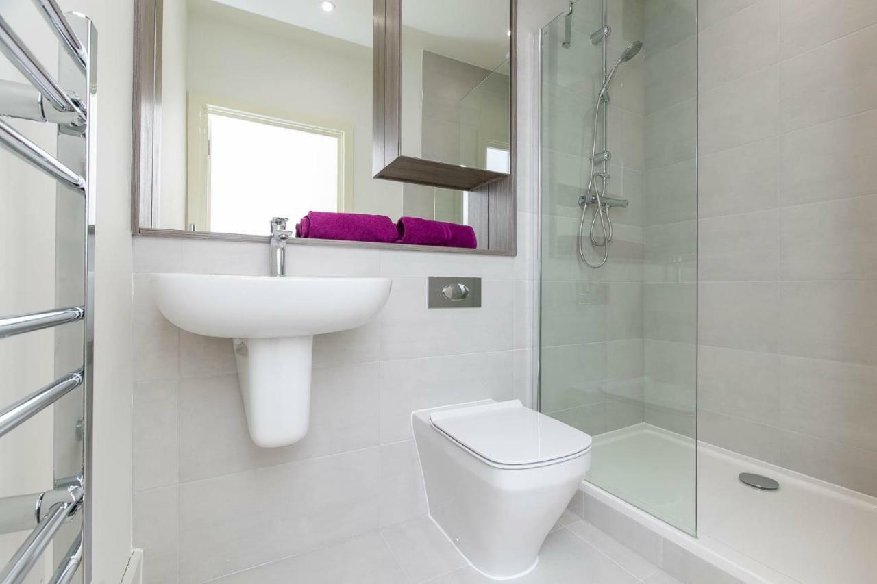 Deluxe Apartments By Heathrow Harmondsworth Exteriör bild