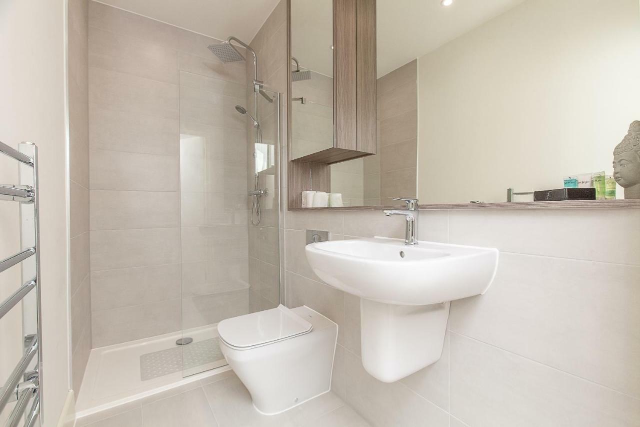 Deluxe Apartments By Heathrow Harmondsworth Exteriör bild