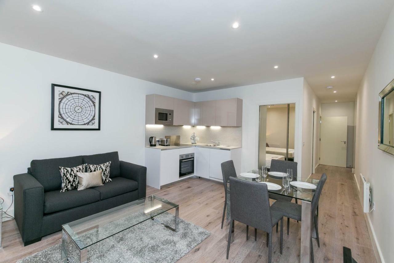 Deluxe Apartments By Heathrow Harmondsworth Exteriör bild