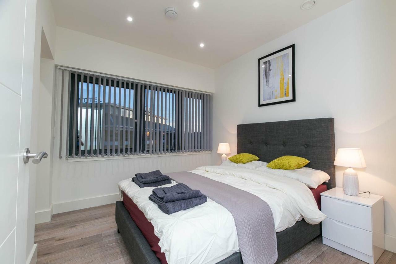 Deluxe Apartments By Heathrow Harmondsworth Exteriör bild
